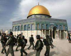 یورش صهیونیست‌ها به مسجد الاقصی و بازداشت 30 فلسطینی