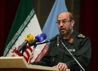 نیروهای مسلح کشورمان آماده دفاع از کیان جمهوری اسلامی ایران هستند