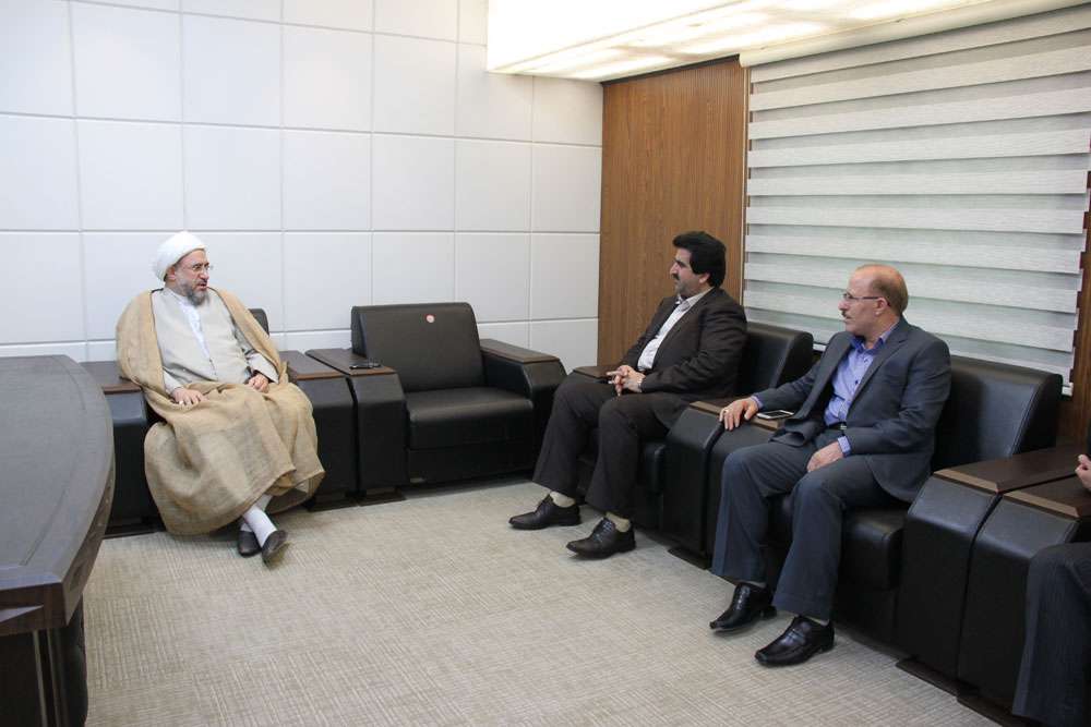 دیدار مدیر عامل بانک صادرات ایران با دبیر کل مجمع جهانی تقریب مذاهب