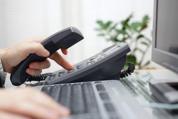 تلفن گران و اینترنت ارزان شد