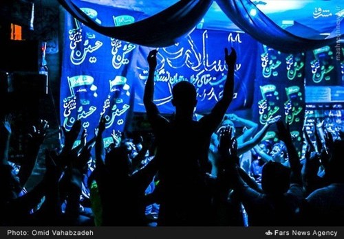 شب احیاء در زندان اوین