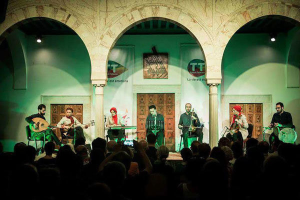 علاقمندان موسیقی دنیا به تماشای گروه تهران آنسامبل نشستند
