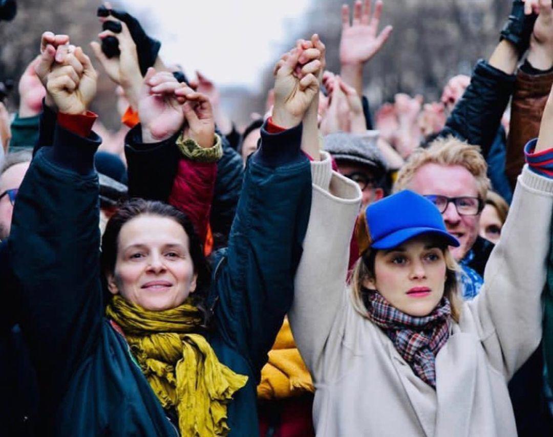 حضور هنرپیشه های معروف در تظاهرات فرانسه/عکس