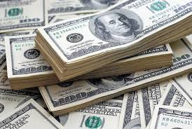 قیمت دلار در صرافی‌ها: ۱۳۷۴۰ تومان
