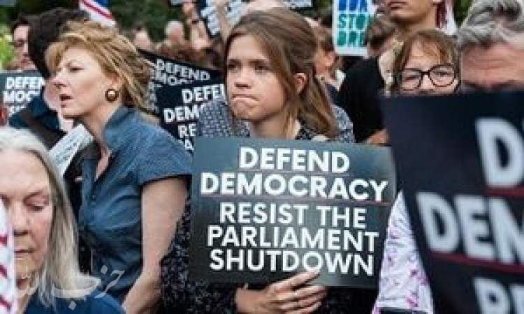 شهروندان انگلیسی: دیکتاتوری را سرنگون کنید