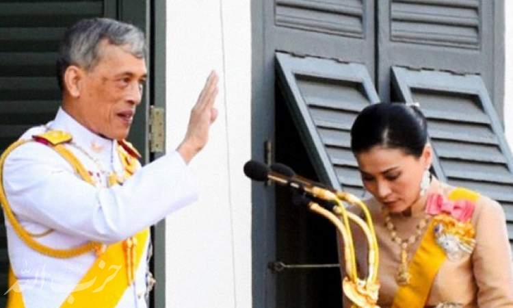 زندگی عجیب پادشاه تایلند/ از ازدواج با بادیگارد شخصی تا انتشار عکسی که سایت دربار را مسدود کرد + تصاویر