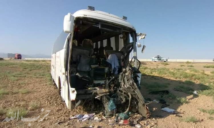 تصادف مرگبار اتوبوس در آزادراه کرج - قزوین