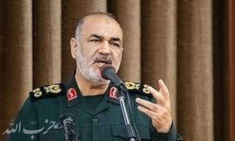 سرلشکر سلامی: سپاه با وجود تحریم‌ها اجازه توقف هیچ طرحی را نمی‌دهد /‌ مانند جنگ‌های گذشته بر دشمن غلبه خواهیم کرد‌