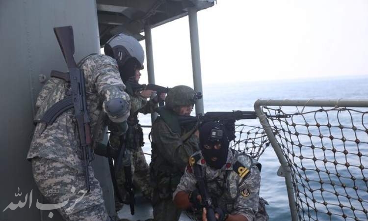اجرای عملیات آزادسازی کشتی ربوده شده توسط دزدان دریایی