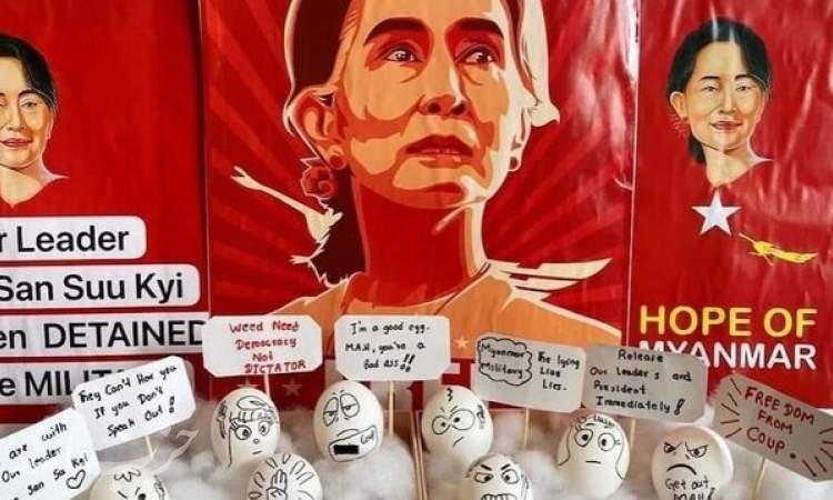 اعتراضات خلاقانه میانماری‌ها با تخم‌مرغ‌های عید پاک/ارتش در تعقیب چهره‌های مشهور