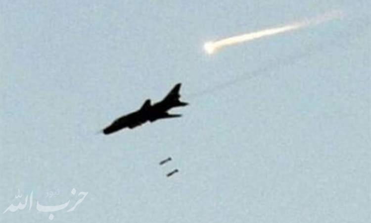 حمله هوایی به مواضع داعش در شمال بغداد/هدف قرار گرفته شدن کاروان آمریکایی