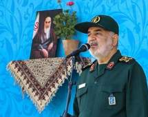 سردار سلامی: رژیم صهیونیستی قادر به دفاع از خود نیست/ دشمنان در حال عقب‌نشینی هستند