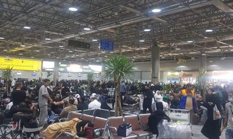 نبود هواپیمای جایگزین و سرگردانی طولانی‌مدت مسافران نجف-تهران معراج