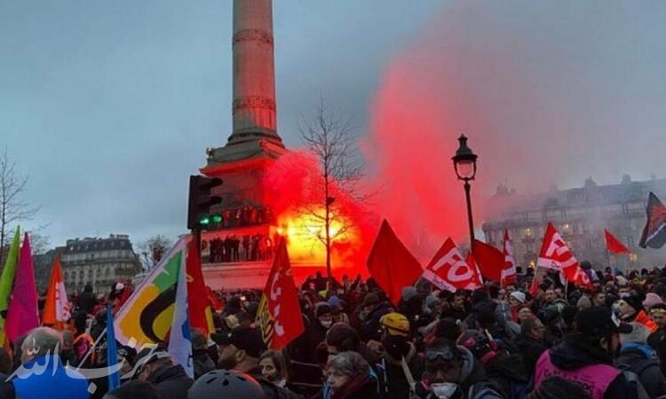 پلیس فرانسه با معترضان به اصلاح قانون بازنشستگی درگیر شد