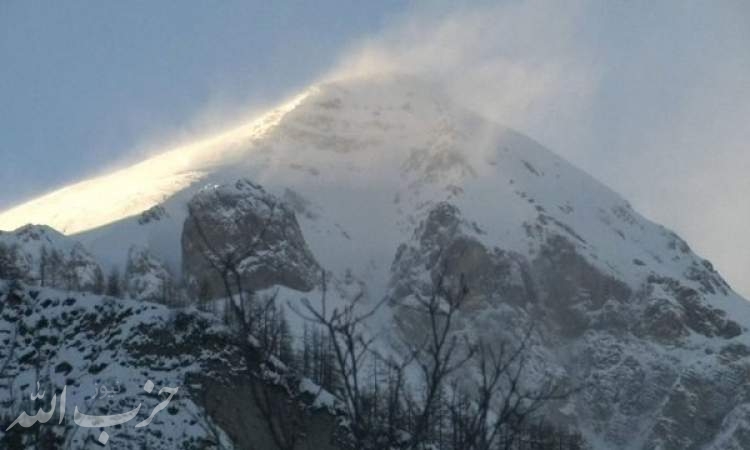 خطر سرمازدگی و ریزش بهمن در ارتفاعات/ از کوهنوردی اجتناب کنید